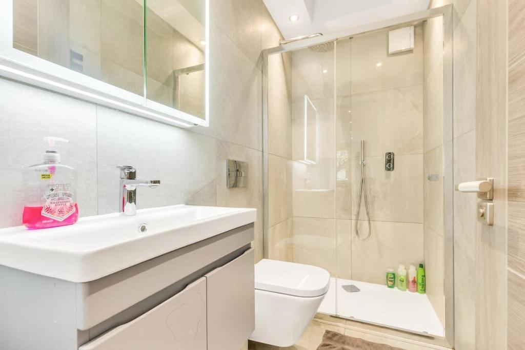 Wow Abbey Road Apartment - Sleeps Up To 8 Londres Exterior foto